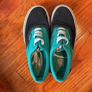 Teal/ Black Vans 8.5 Women/ 7 Men’s